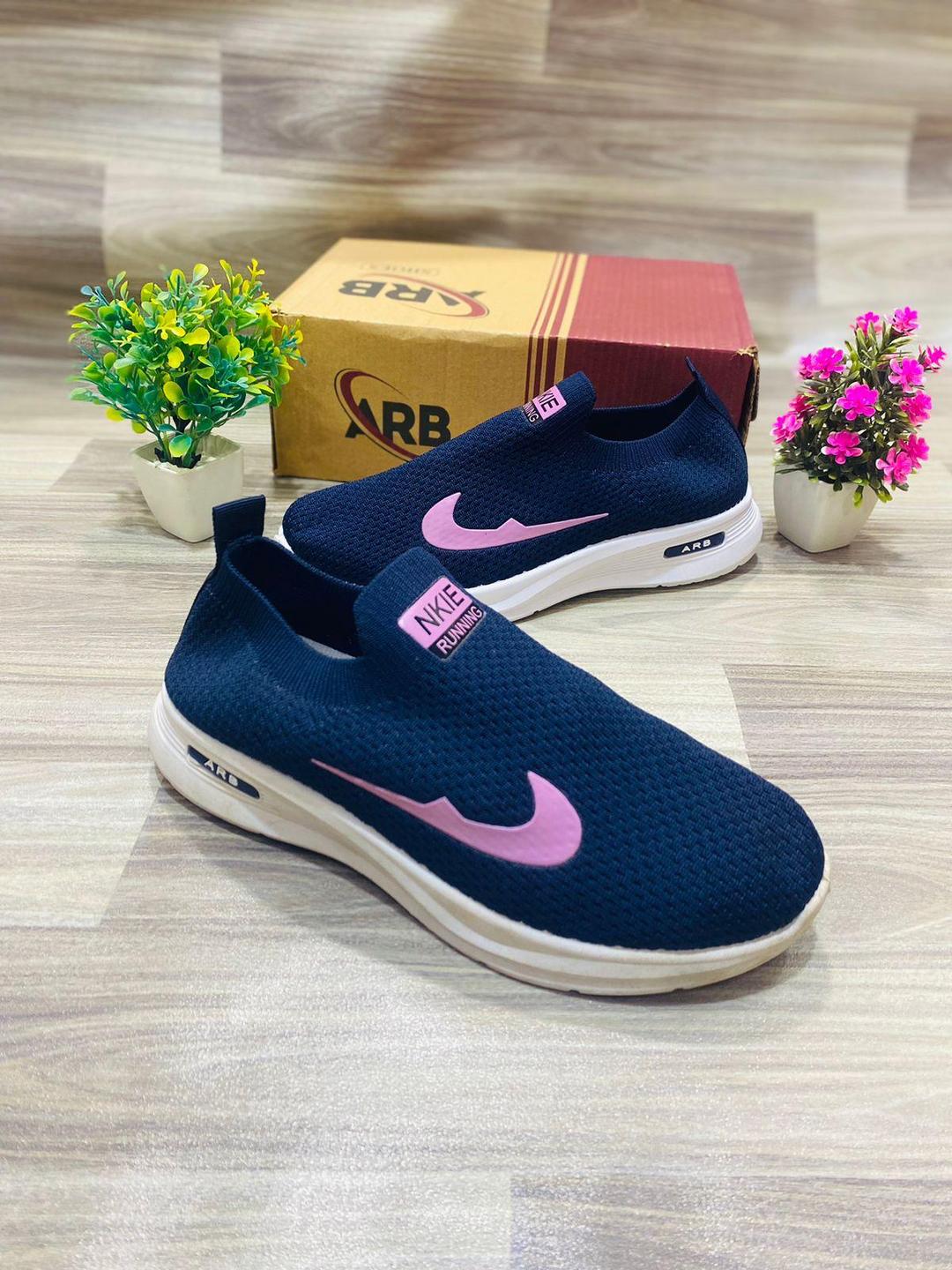 STYLISH WOMEN'S CASUAL FABRICS JOGGERS-PERFECT FOR WALKING SIZE 6 TO 11