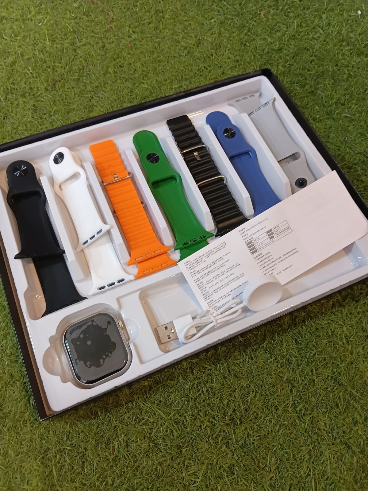 GUS-07 Smart Watch Series 11 | 7 in 1 Bundle with Interchangeable Straps & AMOLED Display