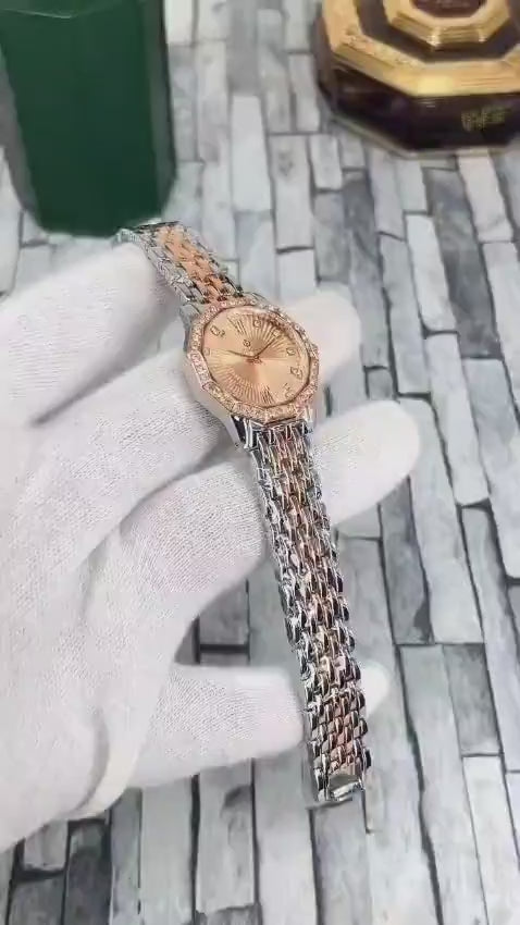 WOMEN'S QUARTZ CHAIN STRAP WATCH -1 PC WATER RESISTANCE ELEGANCE